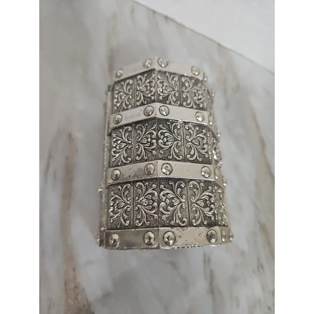 Vintage Silver Tone Treasure Chest Music Box Trinket Box Velvet Lined Japan Read